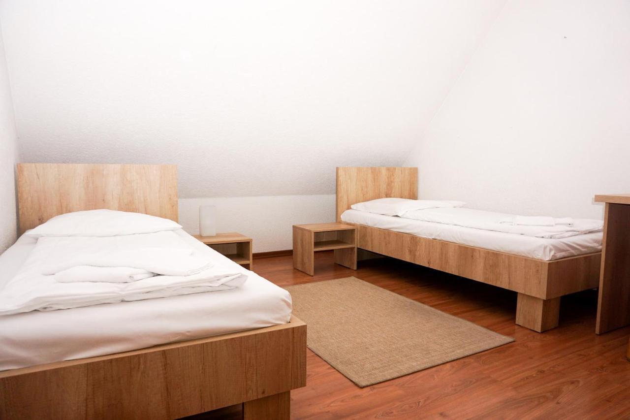 Schwäbisch Gmünd Hotel Kreuz מראה חיצוני תמונה
