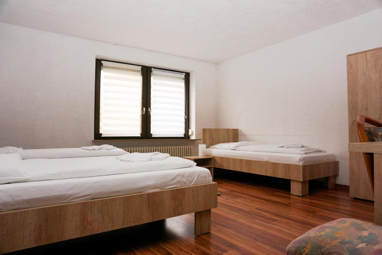 Schwäbisch Gmünd Hotel Kreuz מראה חיצוני תמונה