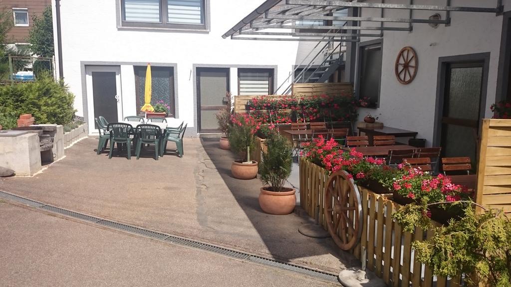Schwäbisch Gmünd Hotel Kreuz מראה חיצוני תמונה